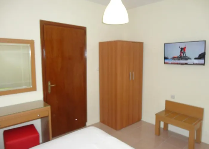 Makis House Affittacamere 4*