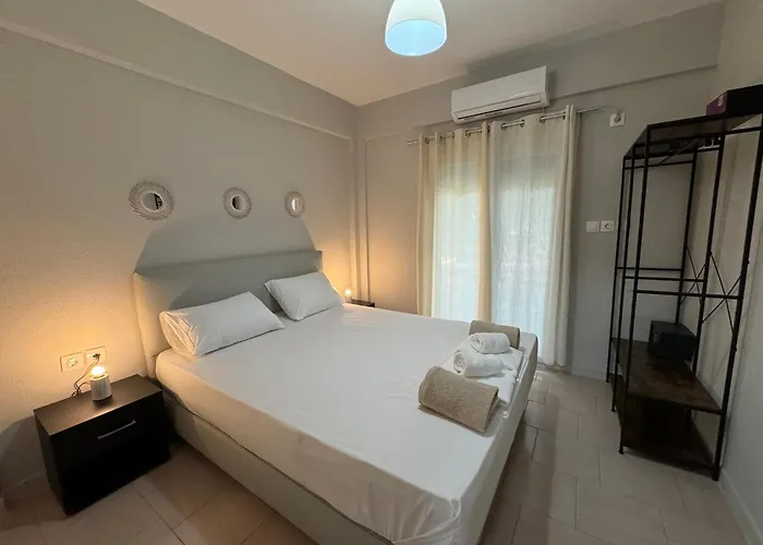 Makis House Affittacamere