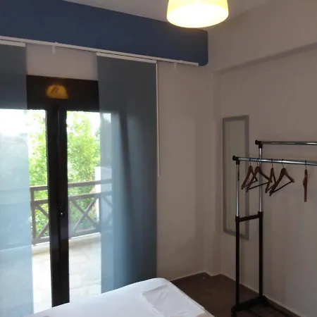 Makis House 4* Никити