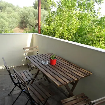 Makis House Гостевой дом