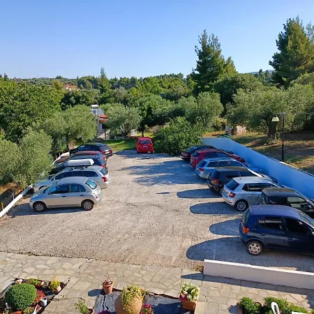 Гостевой дом Makis House Никити