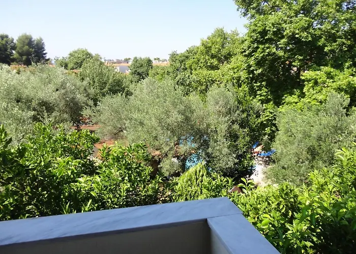 Makis House Maison d'hôtes